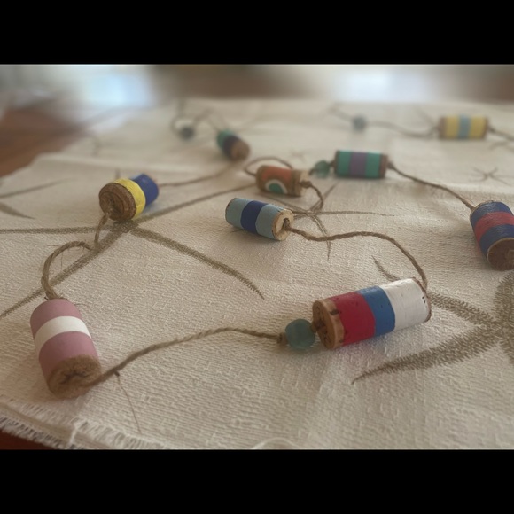 Nautical cork buoy garland - Picture 4 of 11